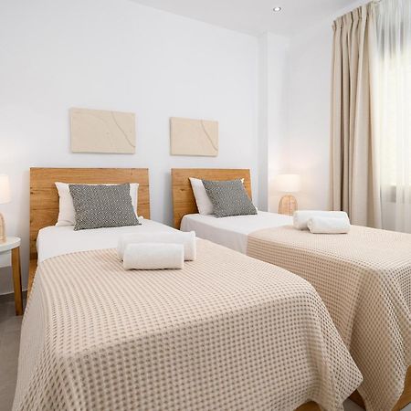 Ammokrinos Luxury Homes,150M From The Beach Kalamaki  Exterior foto