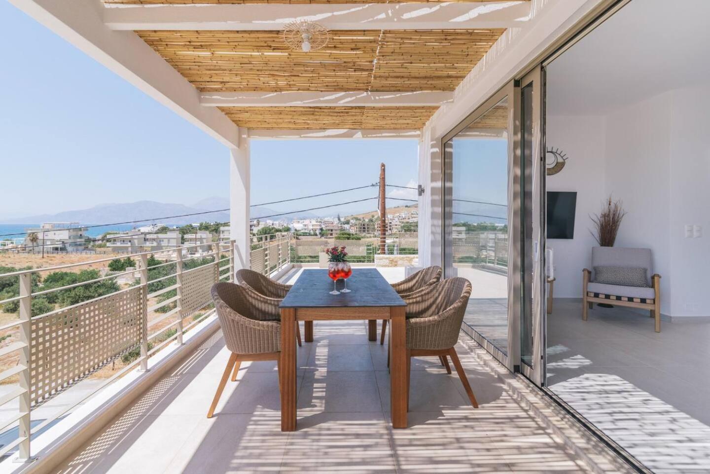 Ammokrinos Luxury Homes,150M From The Beach Kalamaki  Exterior foto
