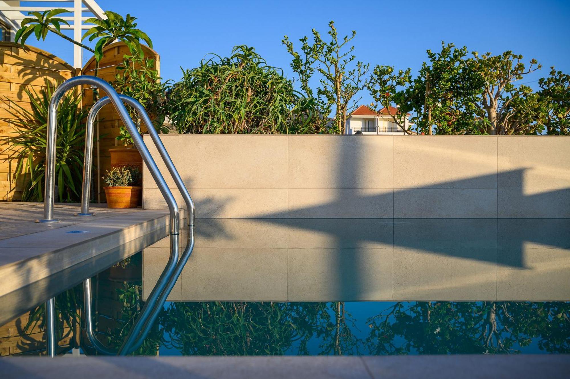 Ammokrinos Luxury Homes,150M From The Beach Kalamaki  Exterior foto