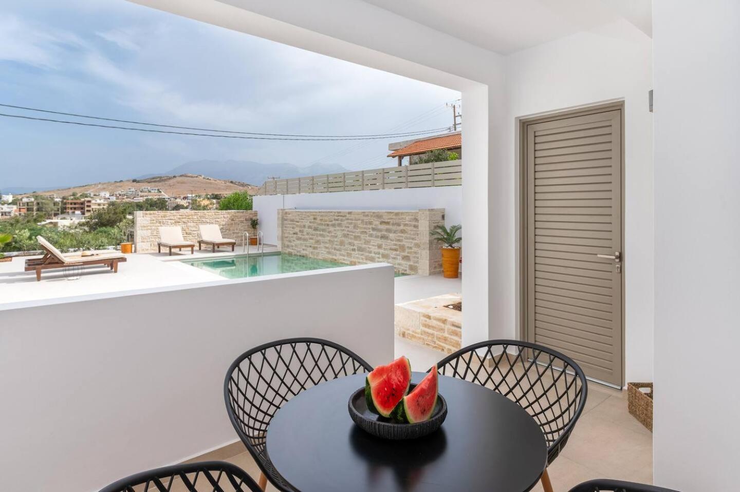 Ammokrinos Luxury Homes,150M From The Beach Kalamaki  Exterior foto