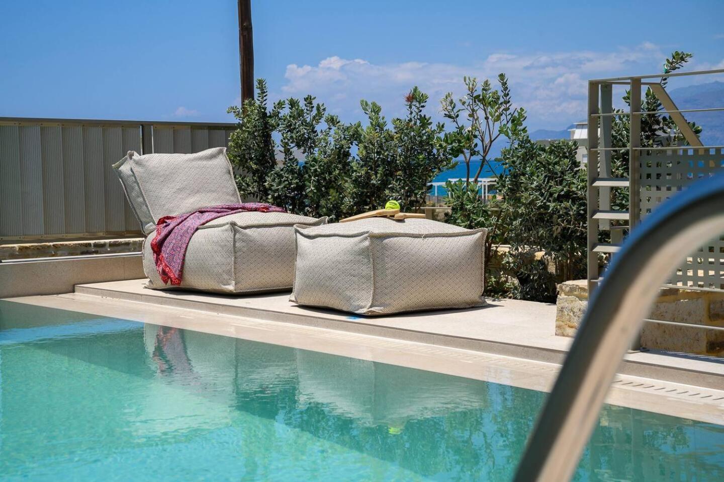 Ammokrinos Luxury Homes,150M From The Beach Kalamaki  Exterior foto