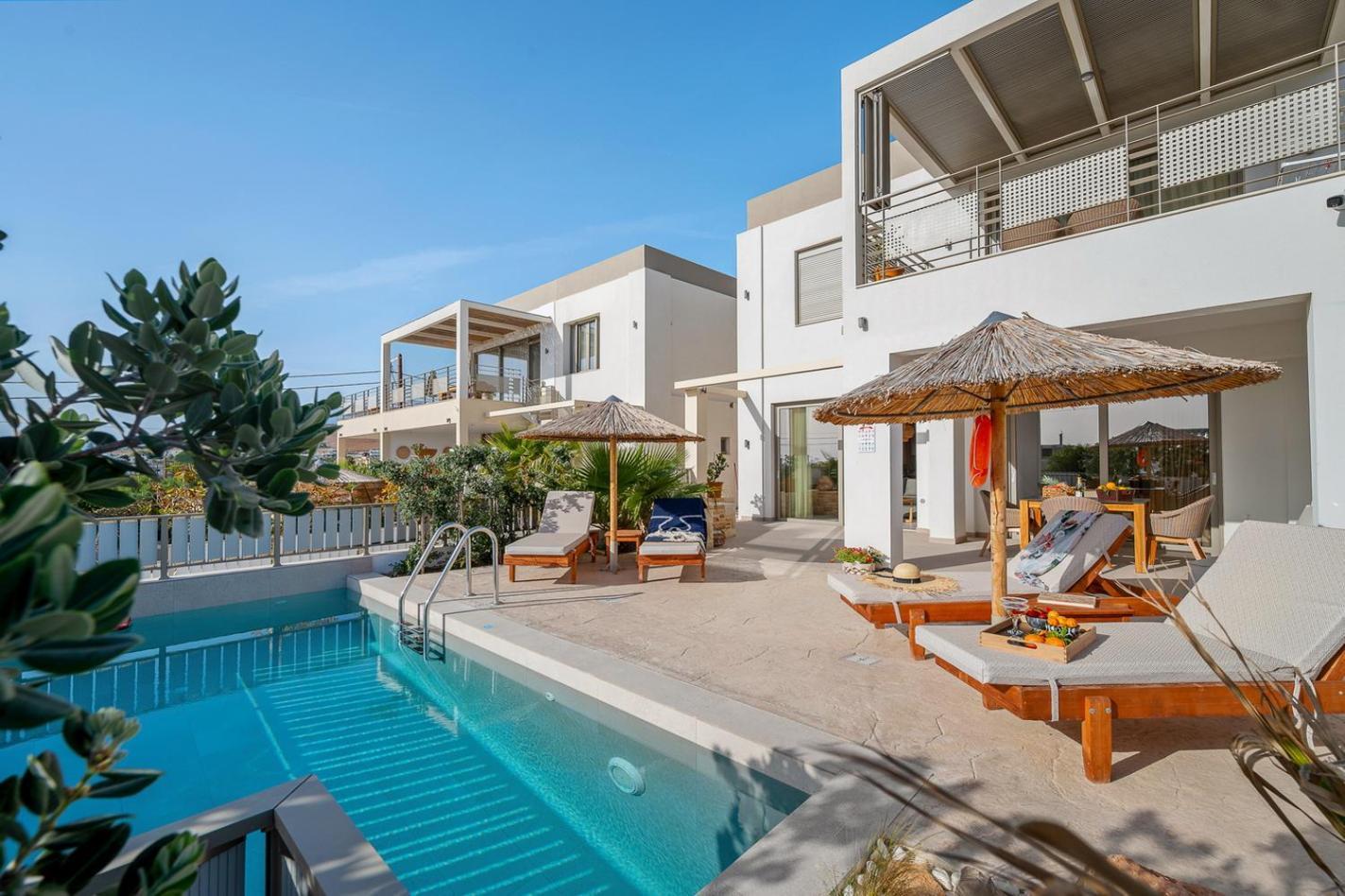 Ammokrinos Luxury Homes,150M From The Beach Kalamaki  Exterior foto